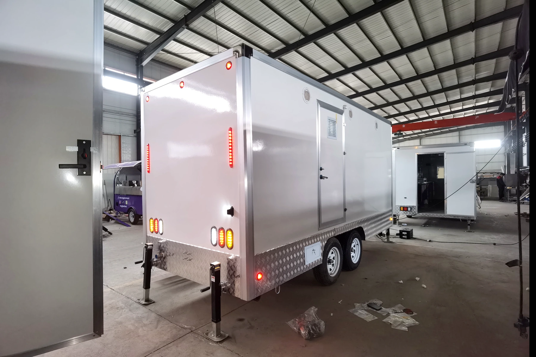 3 stall restroom trailer rear maintenance side